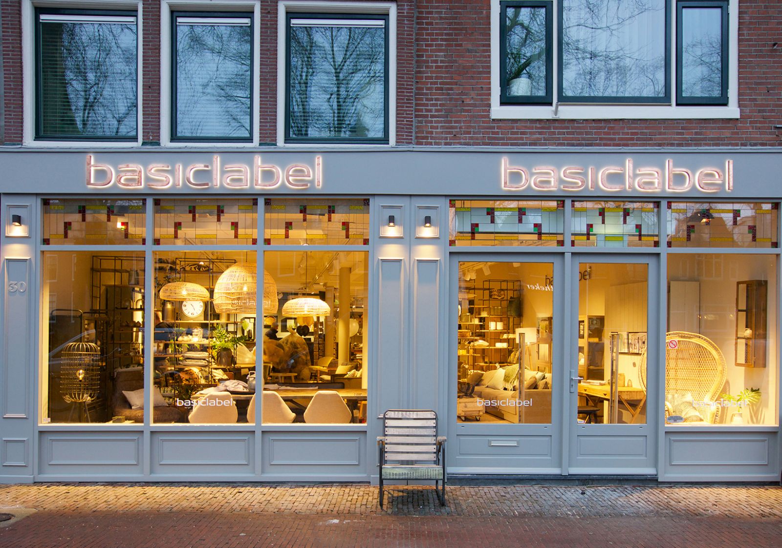 Basiclabel-winkel-2-vierkant_2.jpg